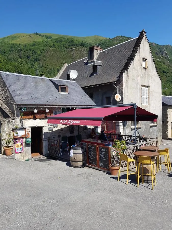 Joli Petit Appartement Au Calme Vignec Lägenhet