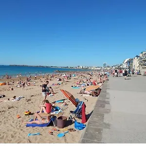 St Malo Maison Avec Jardin Proche Gare Intramuros Chien Admis Parking Gratuit Hébergement de vacances Saint-Malo